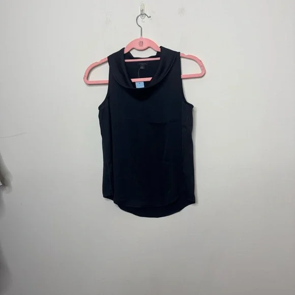 Ann Taylor Classic Black Tank Top - Picture 2 of 5